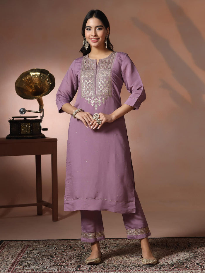 Women Silk Blend Lilac Embroidered Kurta Comfort Pant With Dupatta.