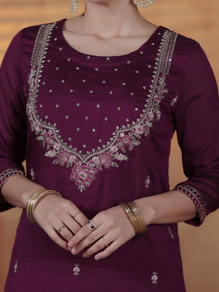 Women Silk Blend Orchid Embroidered Kurta With Comfort Pant Dupatta.