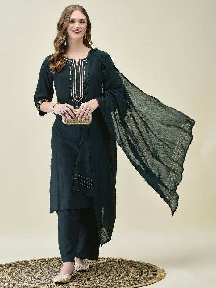 Women Soild Emerald Green Kurta Comfort Pant Dupatta.