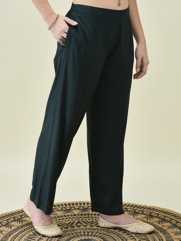Women Soild Emerald Green Kurta Comfort Pant Dupatta.