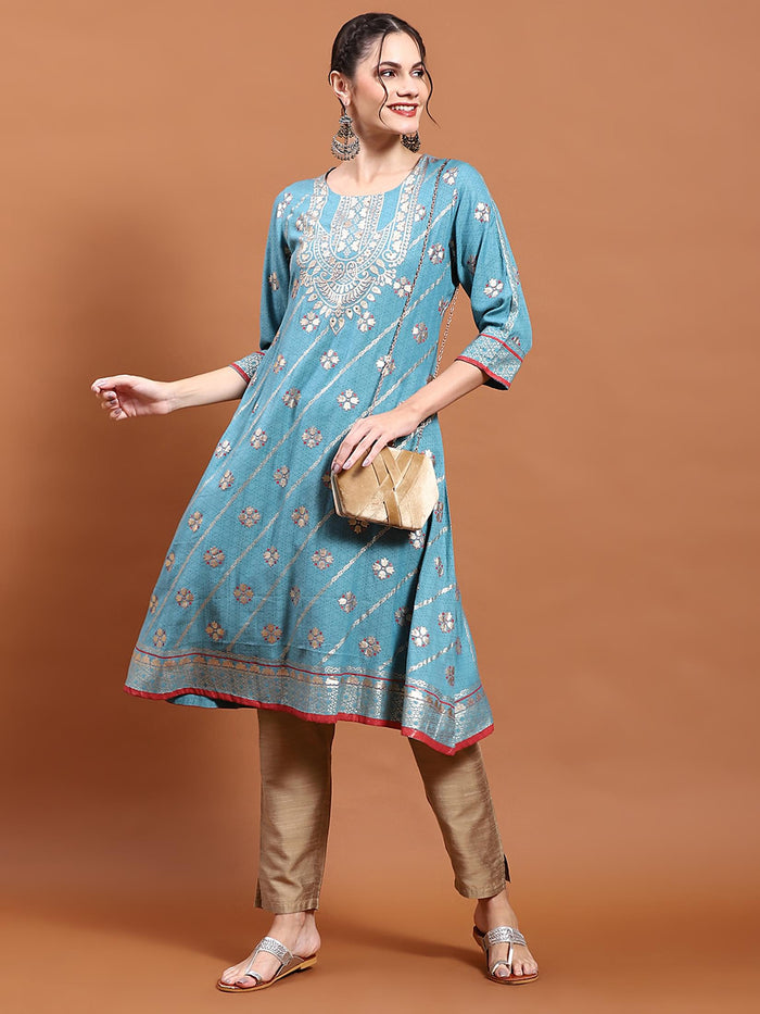 Women Teal Floral Print Kurta.