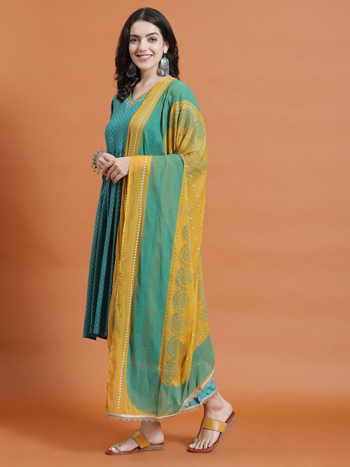 Women Teal Geometric Print Kurta Comfort Pant Dupatta.