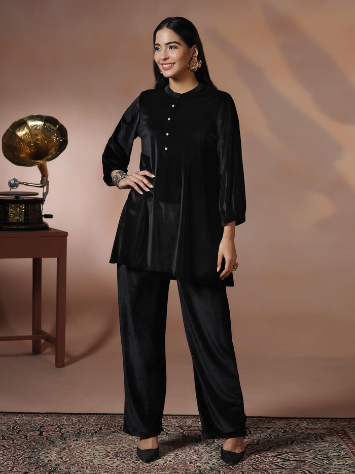 Women Velvet Black Solid Co-Ord Set.