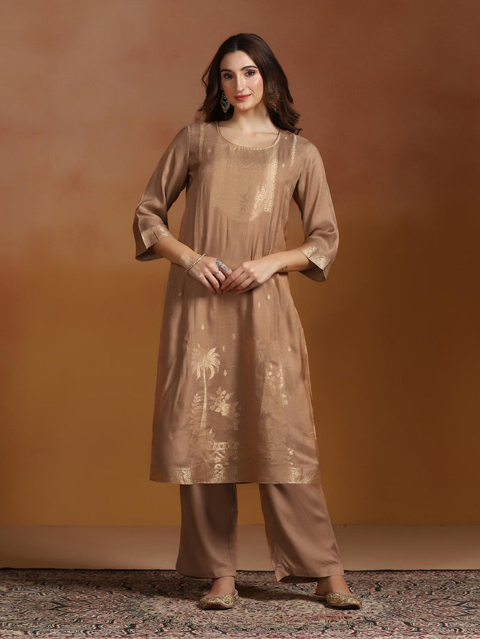 Women Viscose Jacquard Brown Kurta Comfort Pant Dupatta.