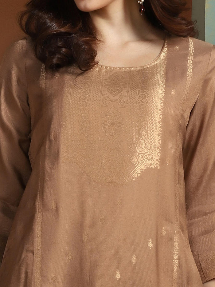 Women Viscose Jacquard Brown Kurta Comfort Pant Dupatta.