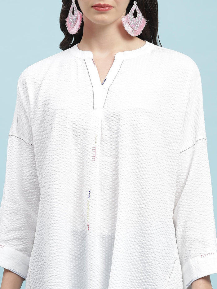Women White Solid Boxy Tunic.