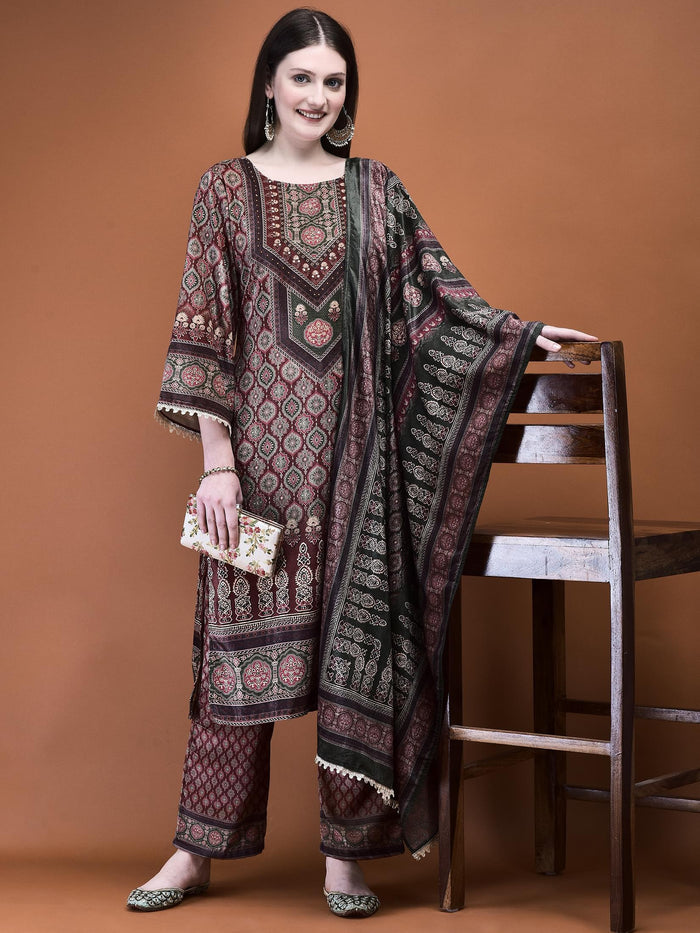Women Winter Velvet Rust Ajrakh Print Kurta Comfort Pant Dupatta.