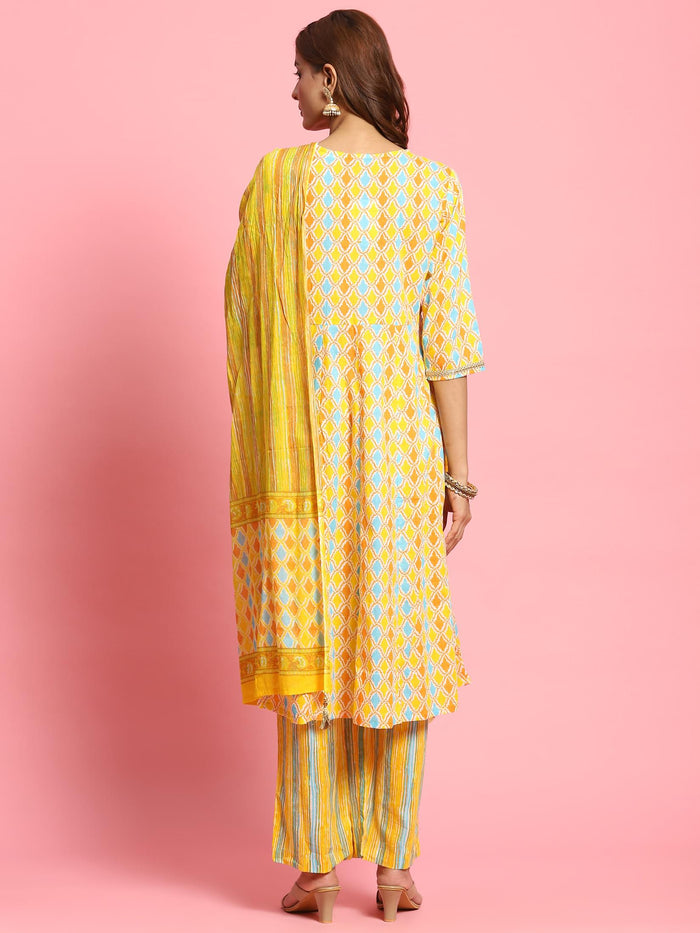 Women Yellow Geometric Printed Kurta Comfort Pant Dupatta.