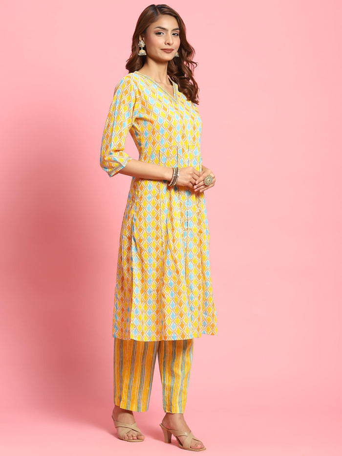 Women Yellow Geometric Printed Kurta Comfort Pant Dupatta.
