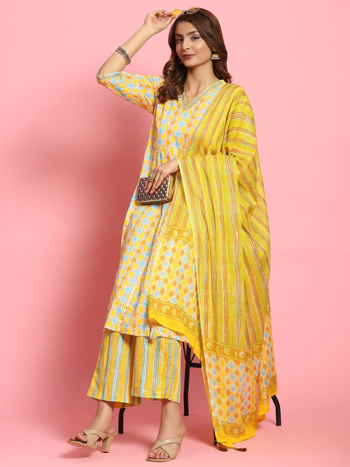 Women Yellow Geometric Printed Kurta Comfort Pant Dupatta.